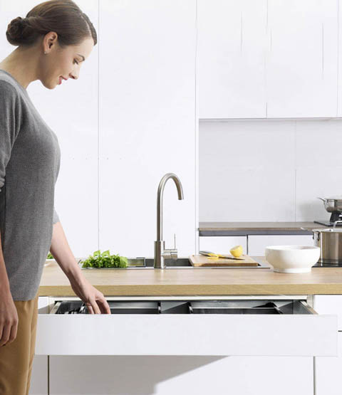 danh-muc-yeu-thich-khay-chia-thia-dia