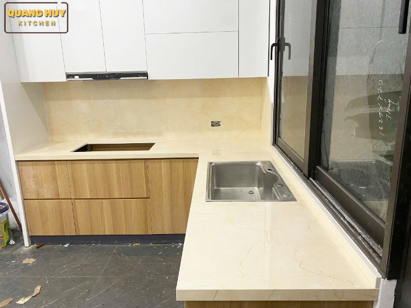 mat-da-ban-bep-lamar-rosa-light-6