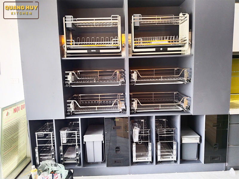 gia-xoong-noi-inox-304-nan-det-euroking-3