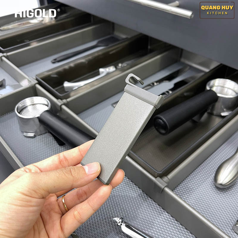 khay-chia-ngan-keo-tu-bep-kem-ray-shearer-4-0-higold-32