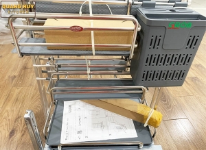 gia-de-dao-thot-trong-tu-bep-nan-oval