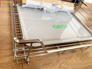 gia-de-xoong-noi-tu-duoi-inox-bong