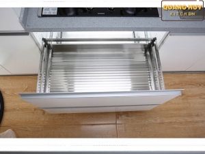 Gia-xoong-noi-tu-duoi-inox-hop