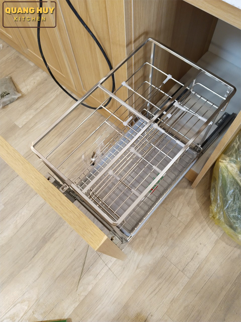 gia-gia-vi-inox-304-nan-vuong