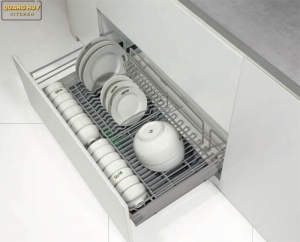 gia-up-bat-tu-duoi-inox-304-nan-oval