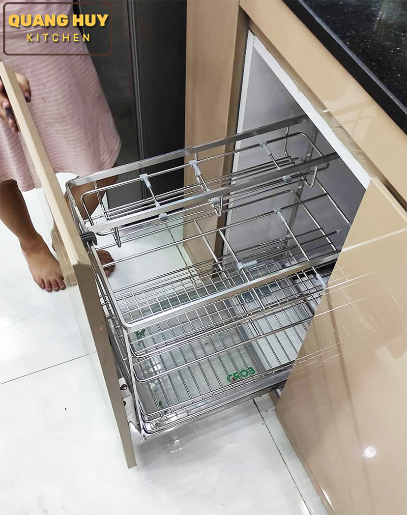 ke-gia-vi-inox-304-nan-det