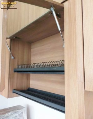 ke-up-chen-inox-son-nano-cho-tu-bep-tren