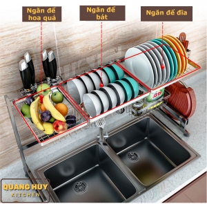 ke-up-chen-tren-bon-rua