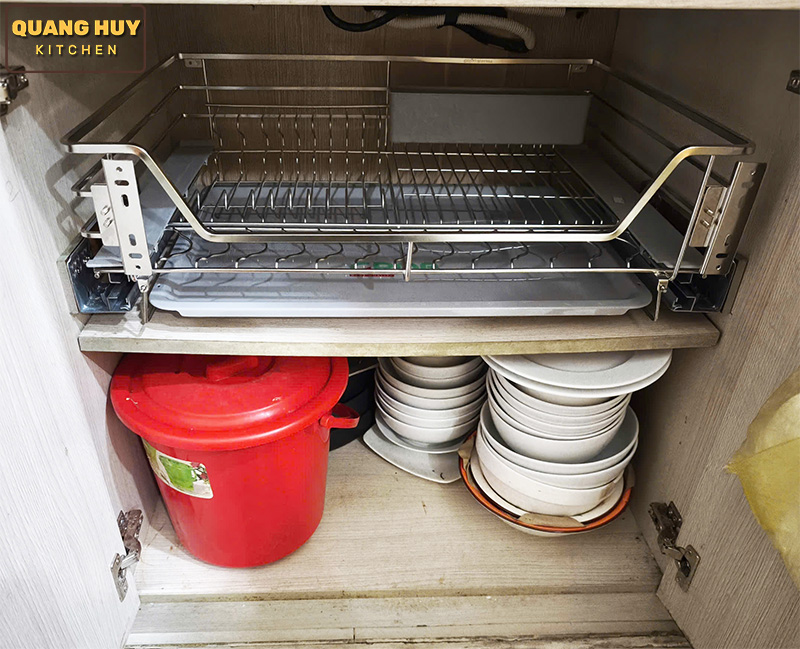 gia-up-bat-tu-duoi-inox-304-nan-vuong