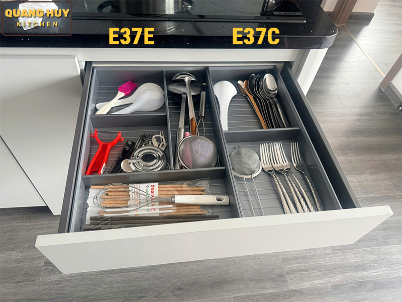 khay-chia-thia-dia-nhom-ma-pvd-cao-cap-11