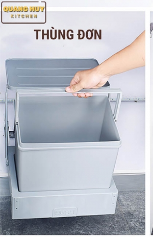 thung-rac-am-tu-nhan-mo-tu-dong