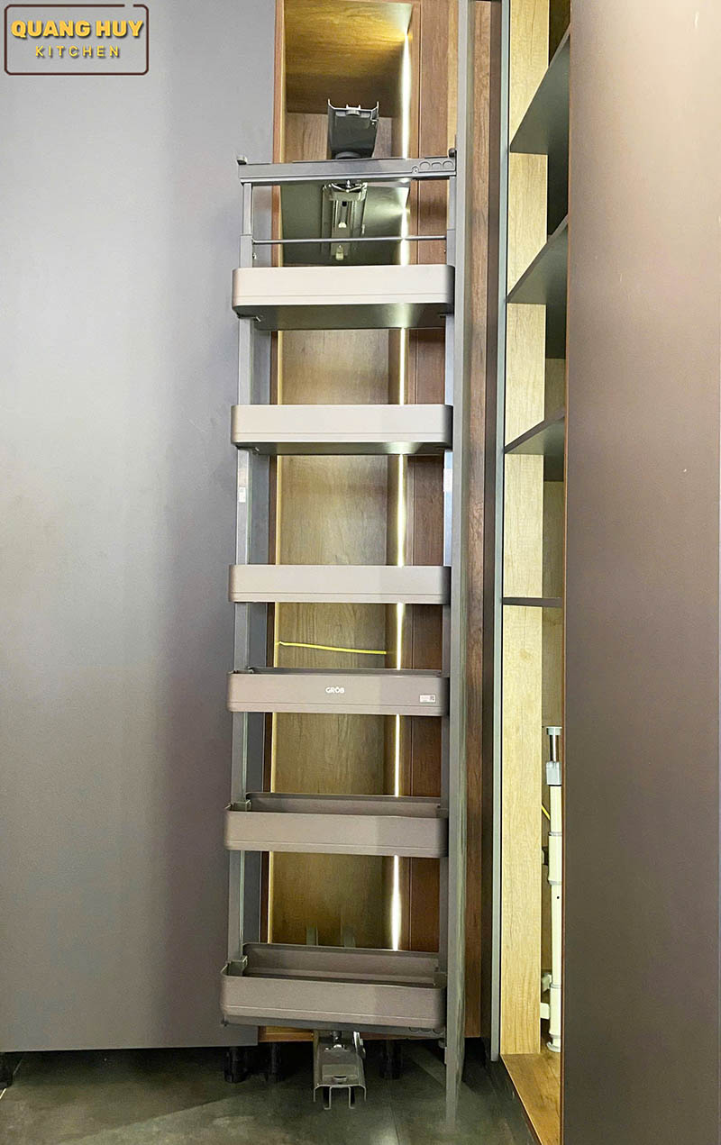 tu-do-kho-xoay-180-do-canh-keo-18