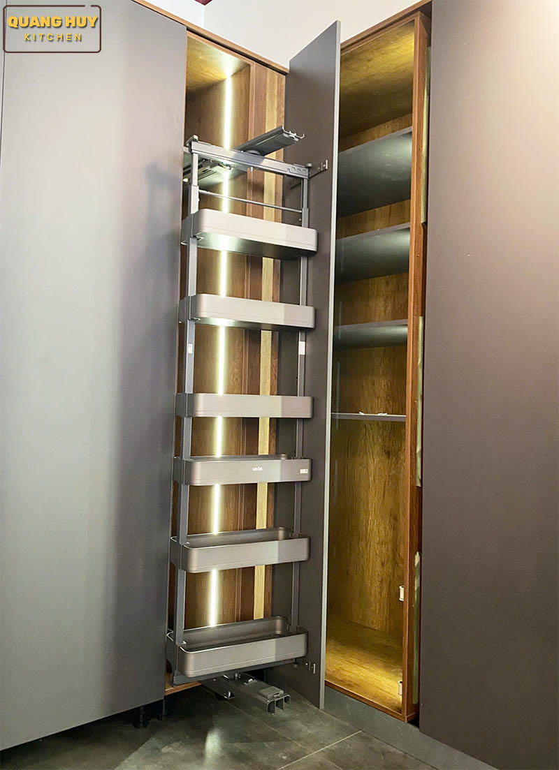 tu-do-kho-xoay-180-do-canh-keo-211