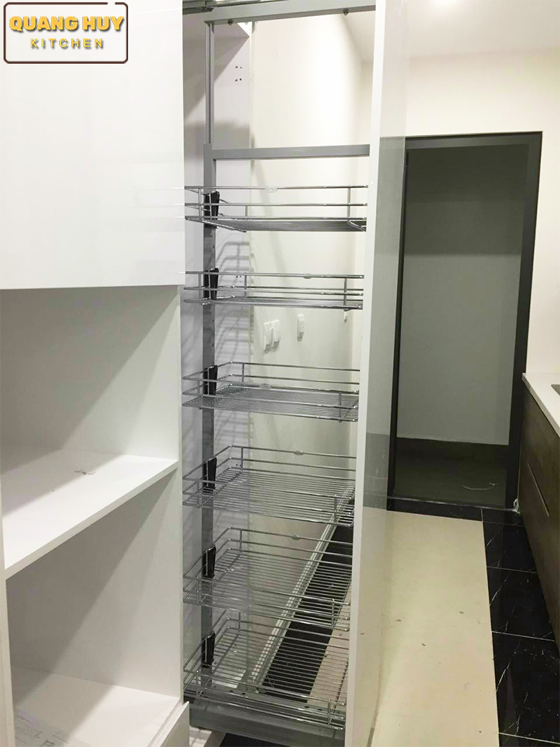 tu-kho-4-tang-6-tang-inox-soi-ma-crom-canh-keo