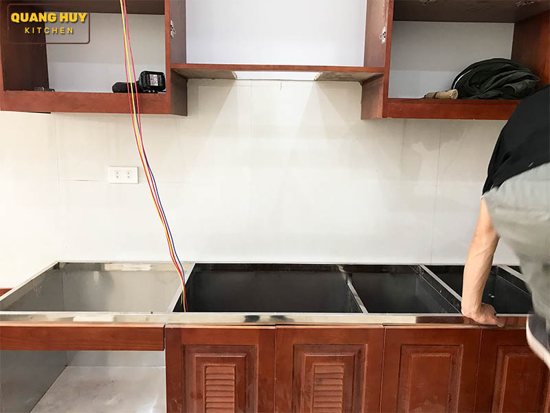 u-bep-go-xoan-dao-thung-inox-304-8